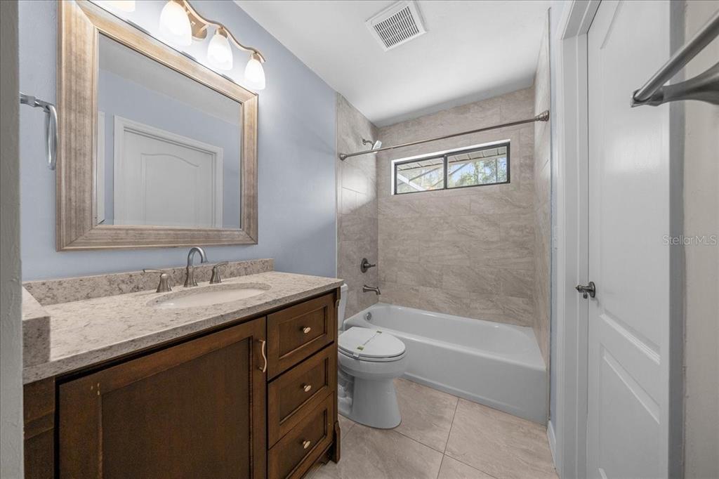 915 Southwest 82 Terrace Gainesville, FL 32607 - Photo 8 of 39 Gallery Image 8