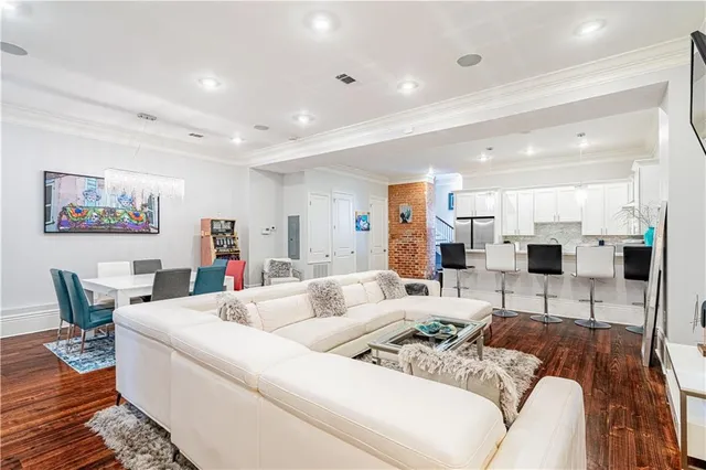 $2,335,000 | 1201 Baronne Street, New Orleans, LA 70113