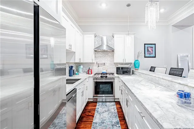 $2,335,000 | 1201 Baronne Street, New Orleans, LA 70113