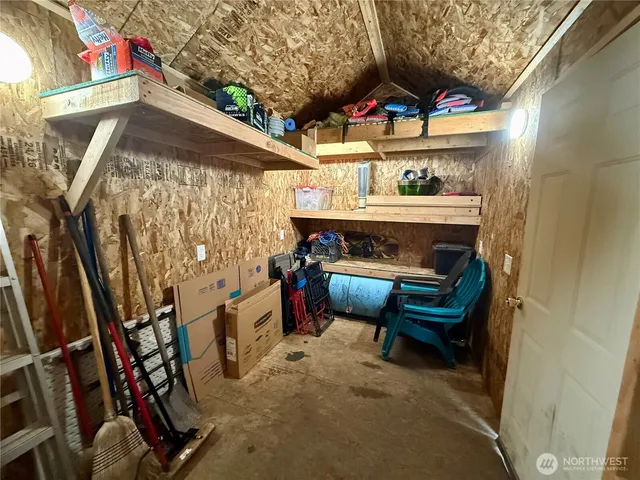 $359,000 | 961 North Potlatch Drive, Hoodsport, WA 98548