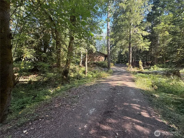 $359,000 | 961 North Potlatch Drive, Hoodsport, WA 98548