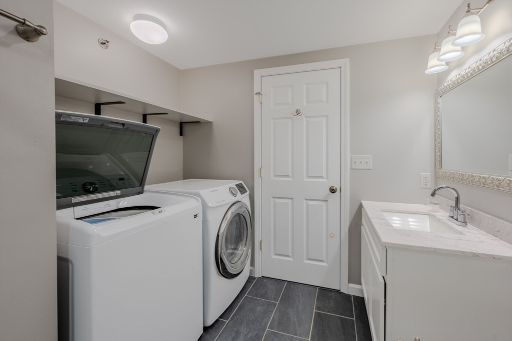 41 Boston Road, Unit 351 Billerica, MA 01862 - Photo 14 of 17 Gallery Image 14