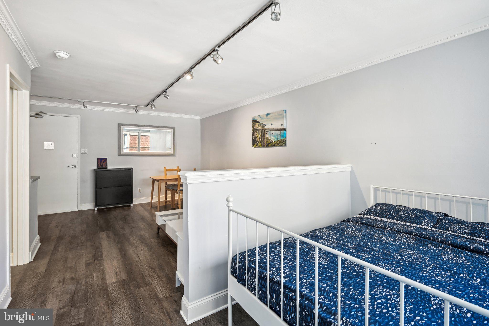 1810 Rittenhouse Square, Unit 1407 Philadelphia, PA 19103 - Photo 20 of 43 Gallery Image 20