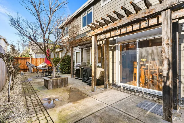 $835,000 | 1173 River Pine Circle, Petaluma, CA 94954