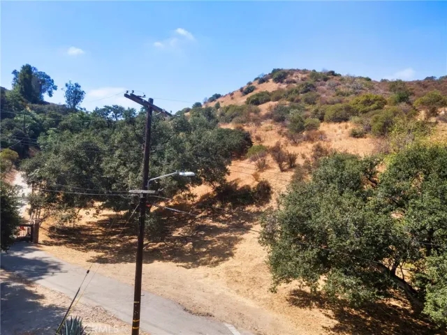 $299,999 | 9611 Wornom, Sunland, CA 91040