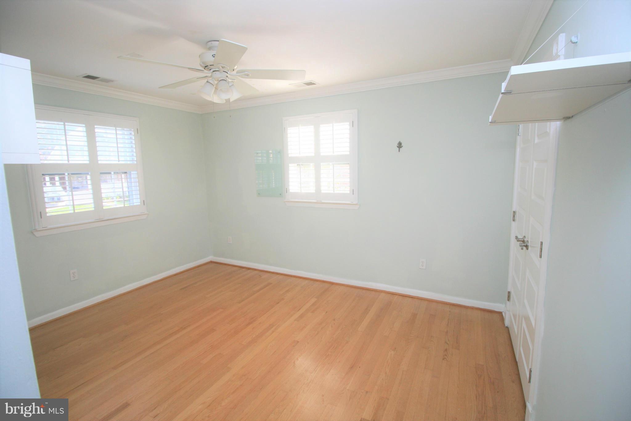 322 Ayito Road Southeast Vienna, VA 22180 - Photo 22 of 30 Bedroom