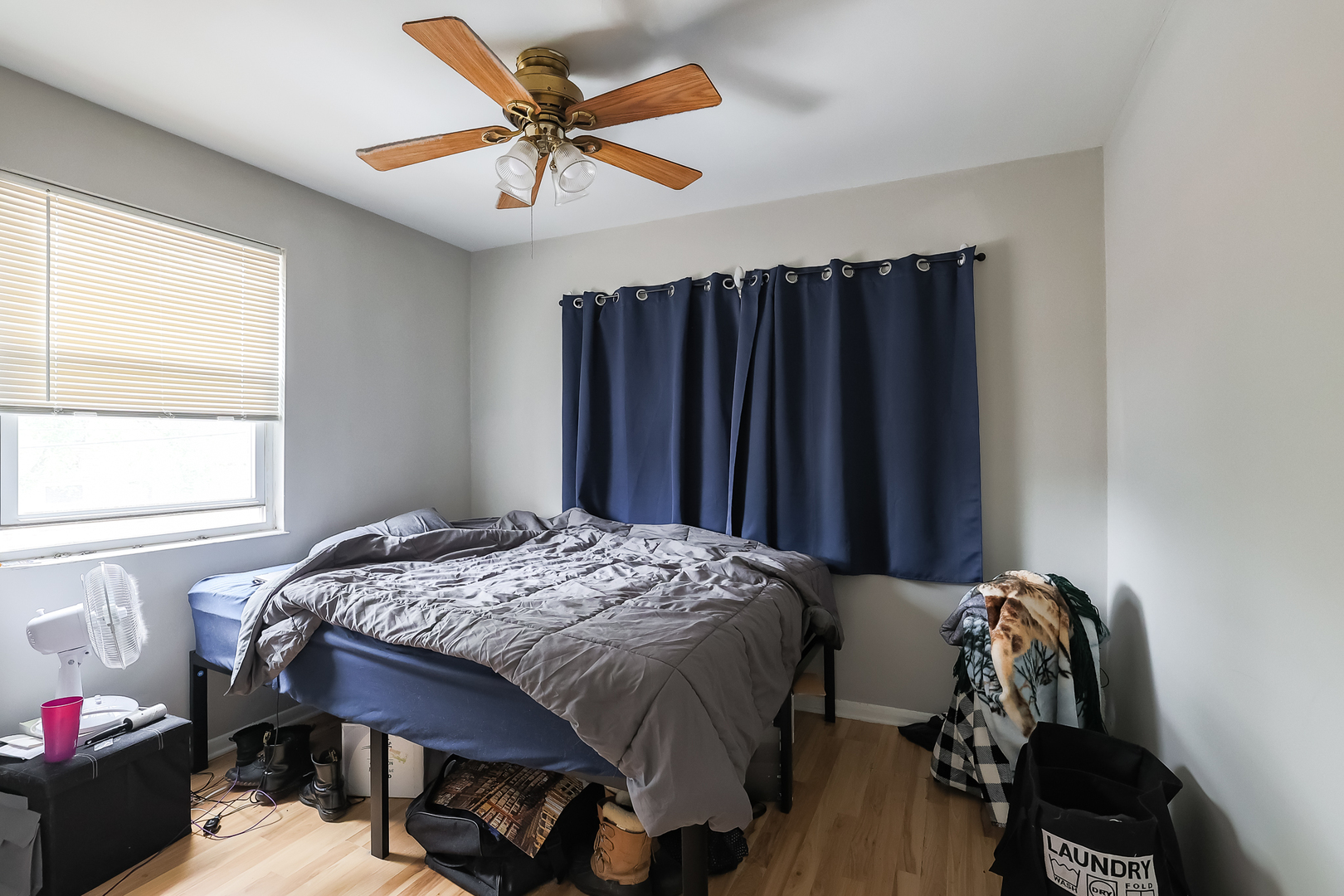 7242 Roosevelt Road Forest Park, IL 60130 - Photo 35 of 36 a bedroom with a bed and a window