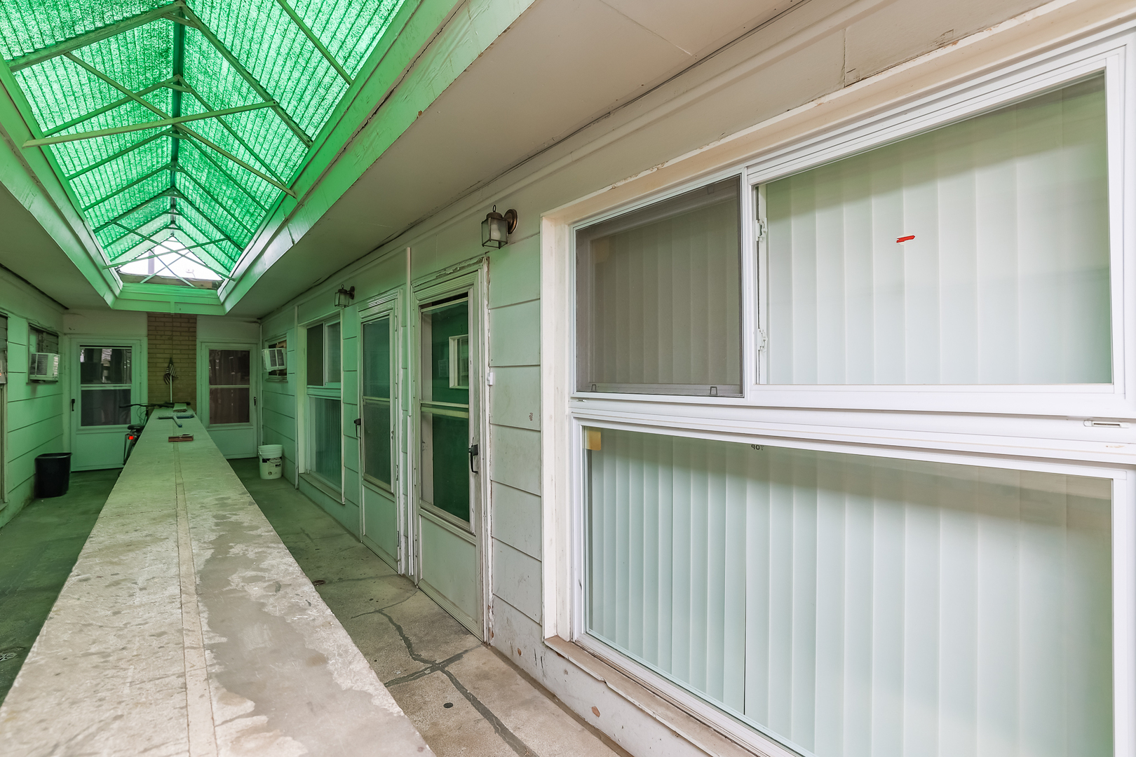 7242 Roosevelt Road Forest Park, IL 60130 - Photo 8 of 36