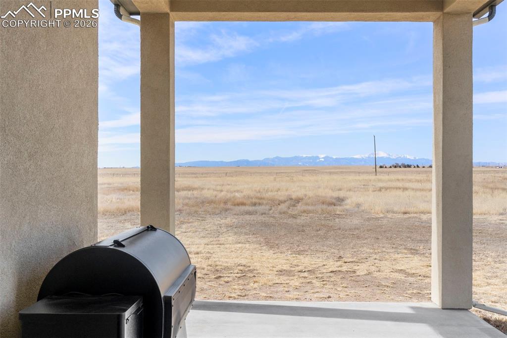 2480 North Log Road Calhan, CO 80808 - Photo 11 of 50 a view of ocean from a balcony