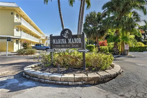 $3,900 | 1100 8th Avenue South, Unit 106C, Naples, FL 34102