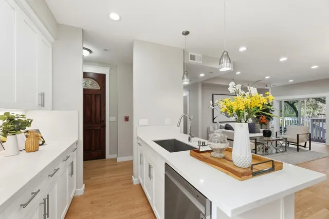 $2,168,000 | 14637 Big Basin Way, Saratoga, CA 95070