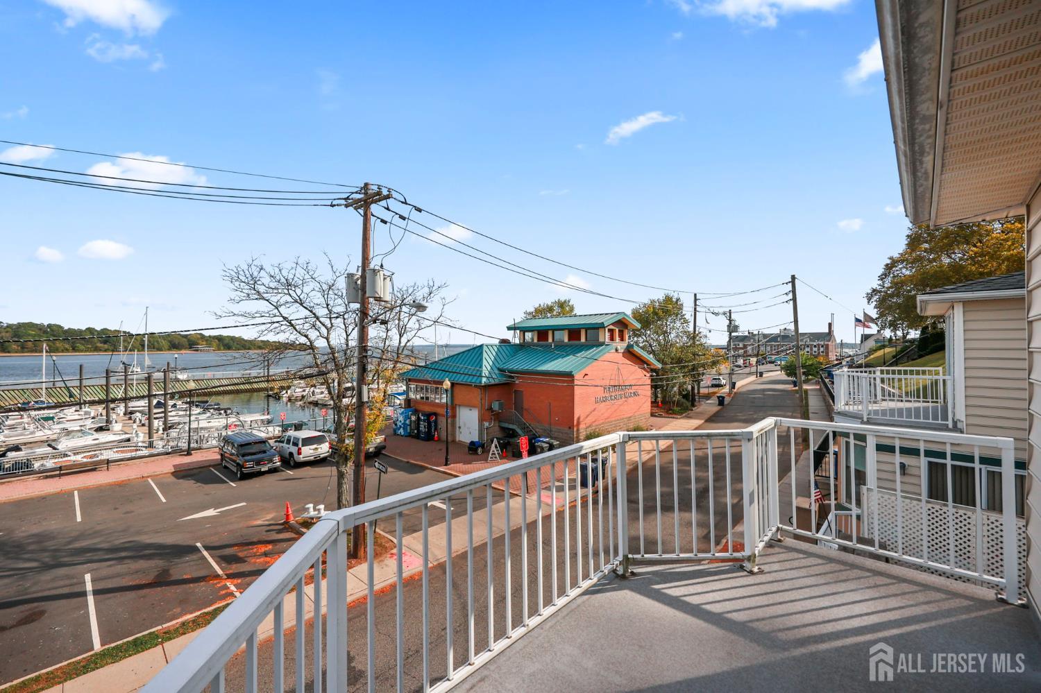 265 Front Street Perth Amboy, NJ 08861 - Photo 27 of 38 a view of a balcony and city view