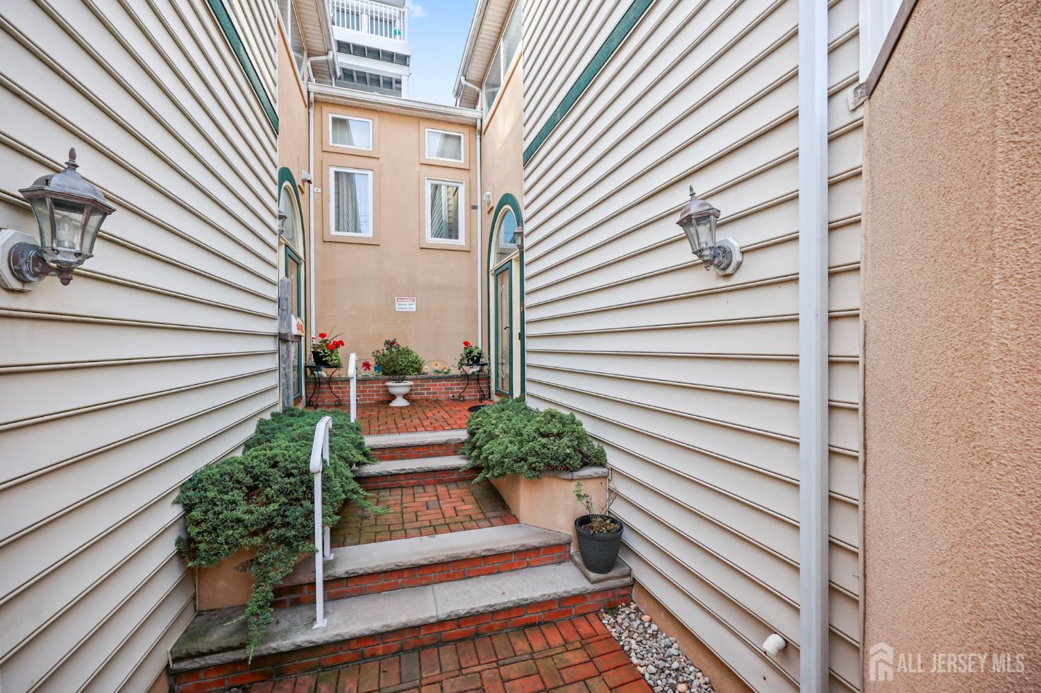 265 Front Street Perth Amboy, NJ 08861 - Photo 6 of 38 a view of a terrace with outdoor seating