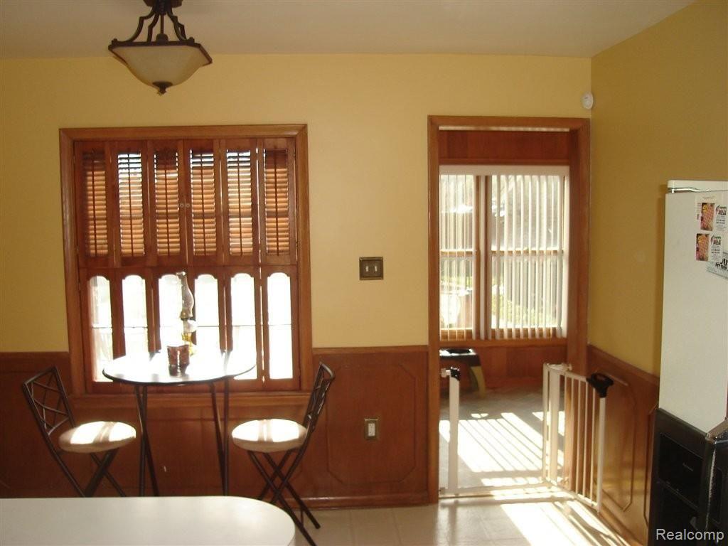 451 Maison Road Grosse Pointe, MI 48236 - Photo 19 of 27 Maison 451 026.JPG