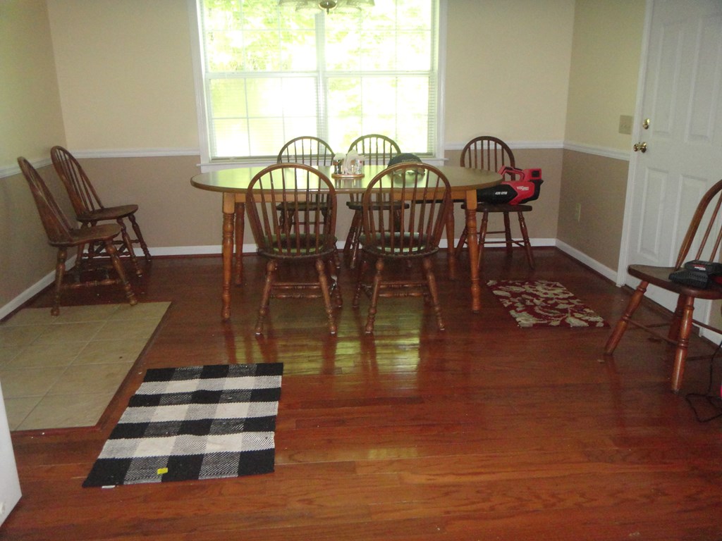 707 Calhoun Road Abbeville, AL 36310 - Photo 17 of 23 Eating Area