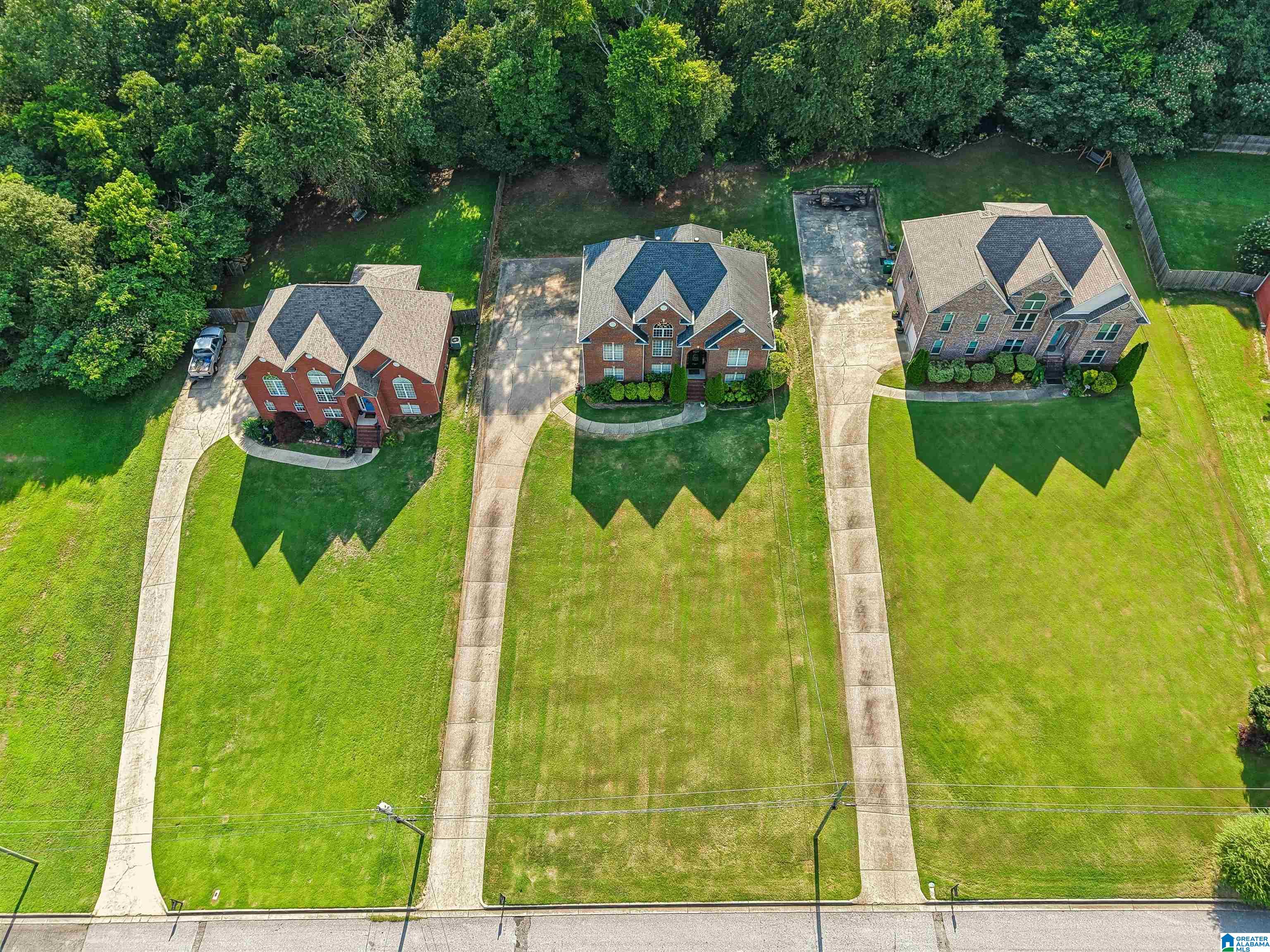 1042 Meadows Lane Moody, AL 35004 - Photo 9 of 44
