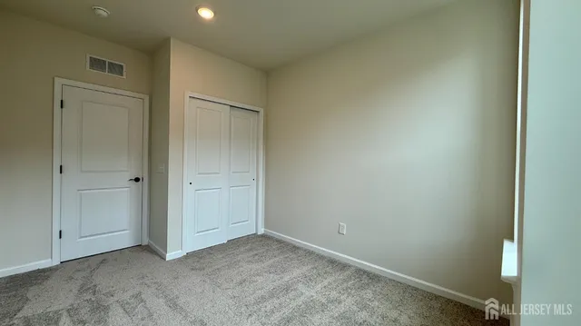 $3,350 | 618 Sadie Circle, New Brunswick, NJ 08901