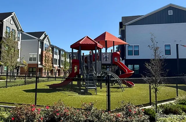 $3,350 | 618 Sadie Circle, New Brunswick, NJ 08901