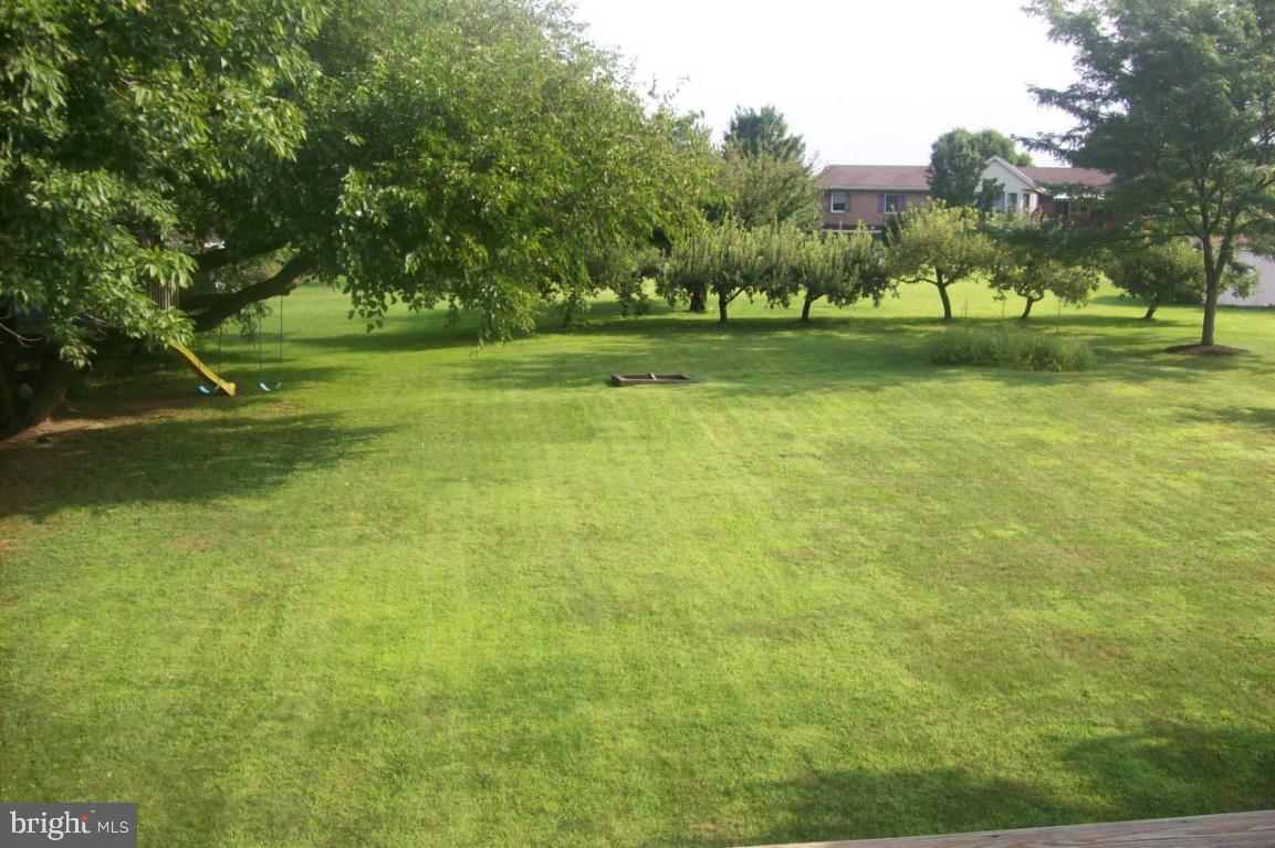 305 Memorial Road Lititz, PA 17543 - Photo 6 of 20