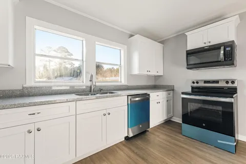 $108,000 | 253 Sherwood Drive, Lafayette, LA 70501