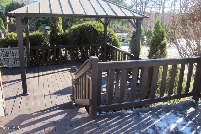 $682,000 | 17 Beckers Drive, Bolton, NY 12824