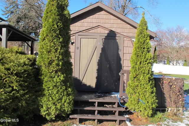 $682,000 | 17 Beckers Drive, Bolton, NY 12824