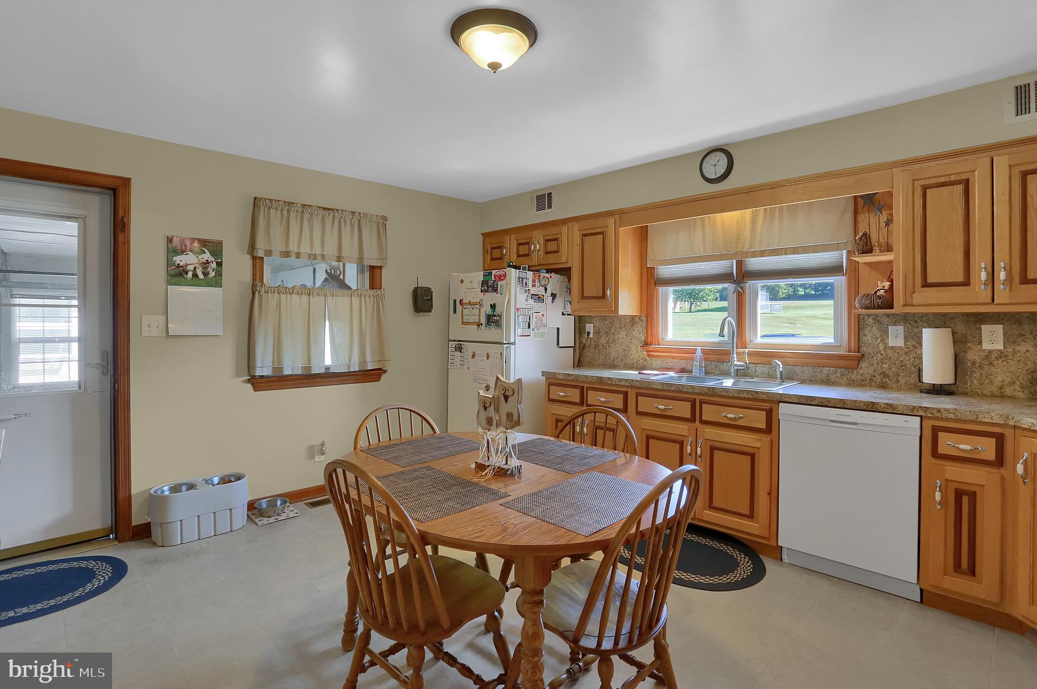 6583 York Road Spring Grove, PA 17362 - Photo 5 of 23