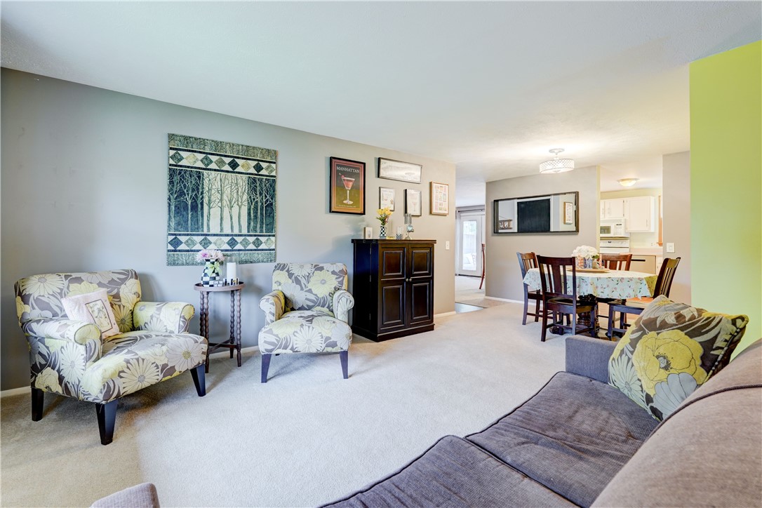1596 Waterford Road Walworth, NY 14568 - Photo 5 of 34
