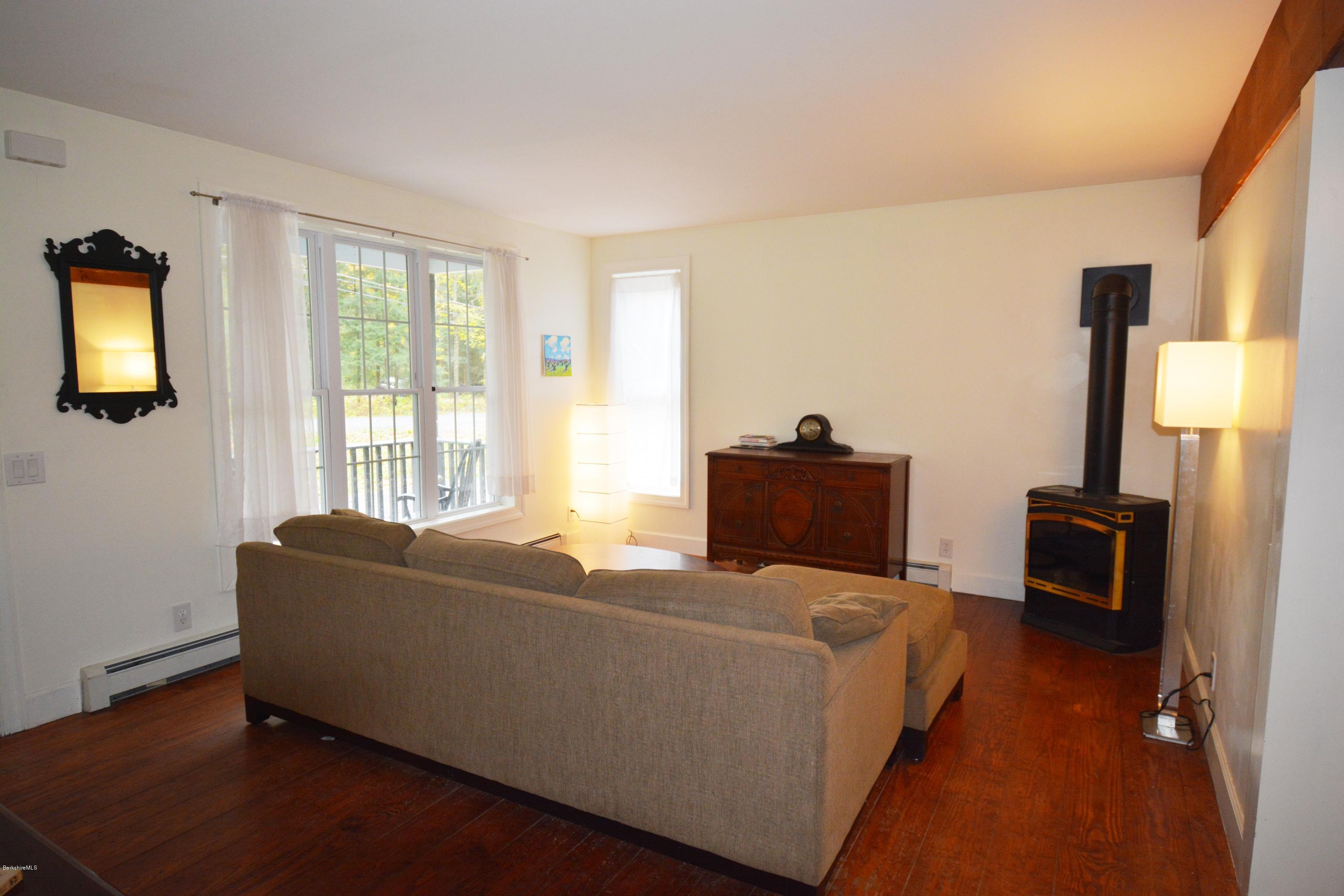 828 Salisbury Road Sheffield, MA 01257 - Photo 7 of 20 Living room