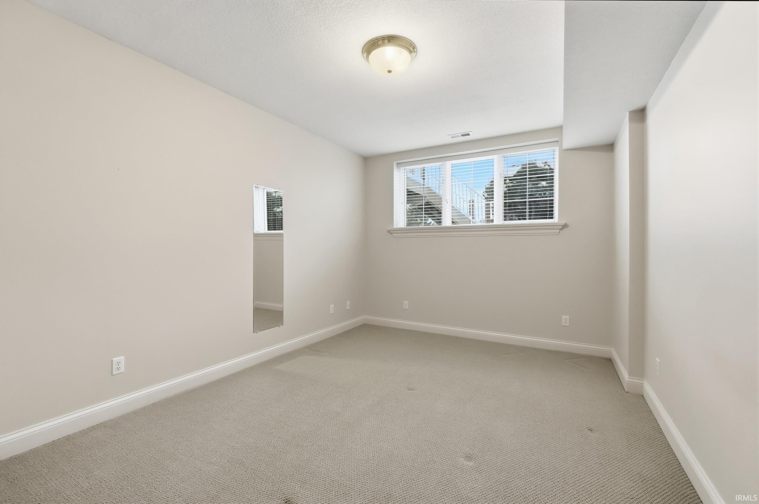 10630 Maple Springs Cove Fort Wayne, IN 46845 - Photo 31 of 36