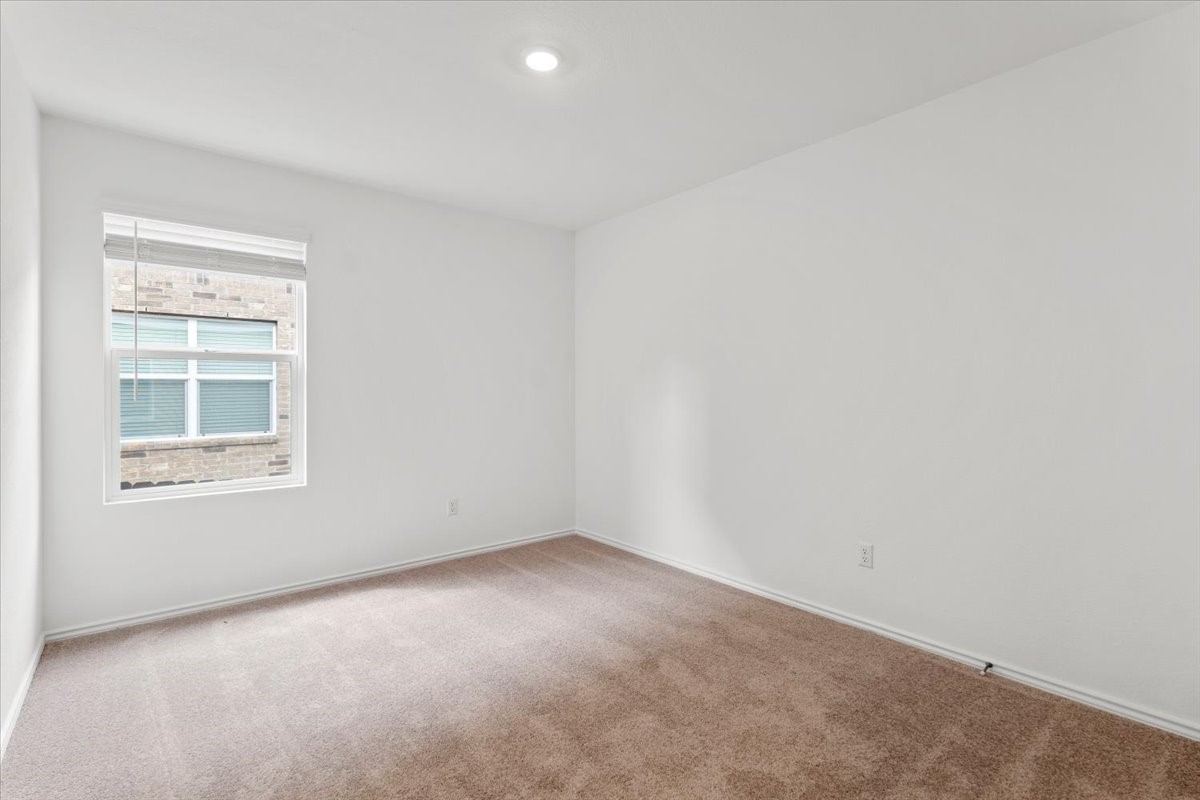 2337 Four Waters Loop Georgetown, TX 78628 - Photo 16 of 39 Gallery Image 16