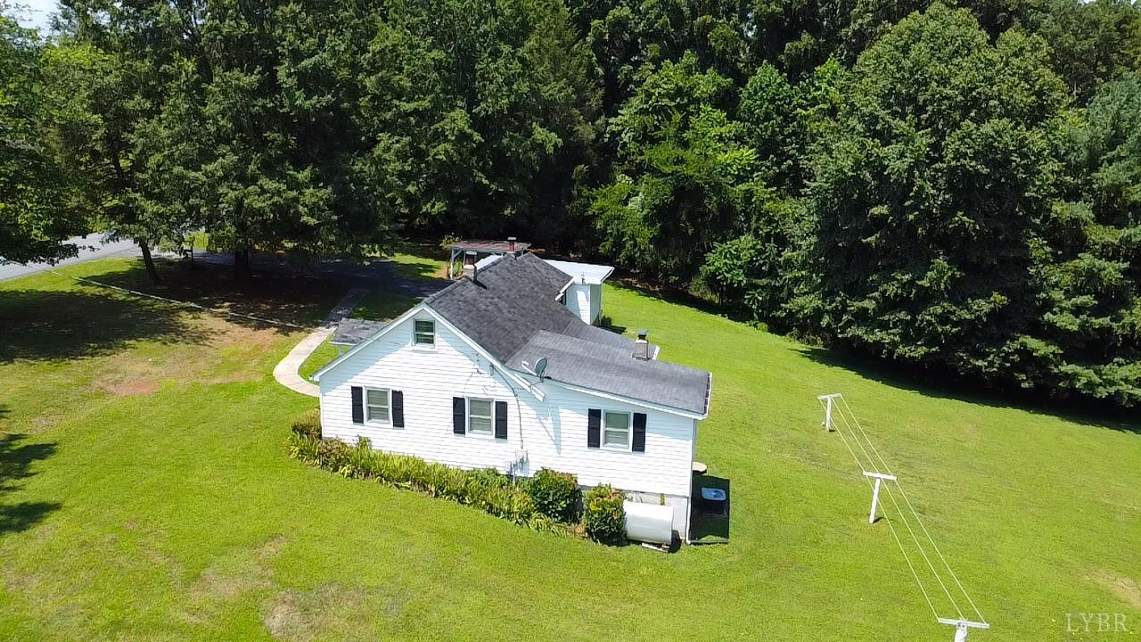 2929 Zion Road Gretna, VA 24557 - Photo 3 of 24 Gallery Image 3