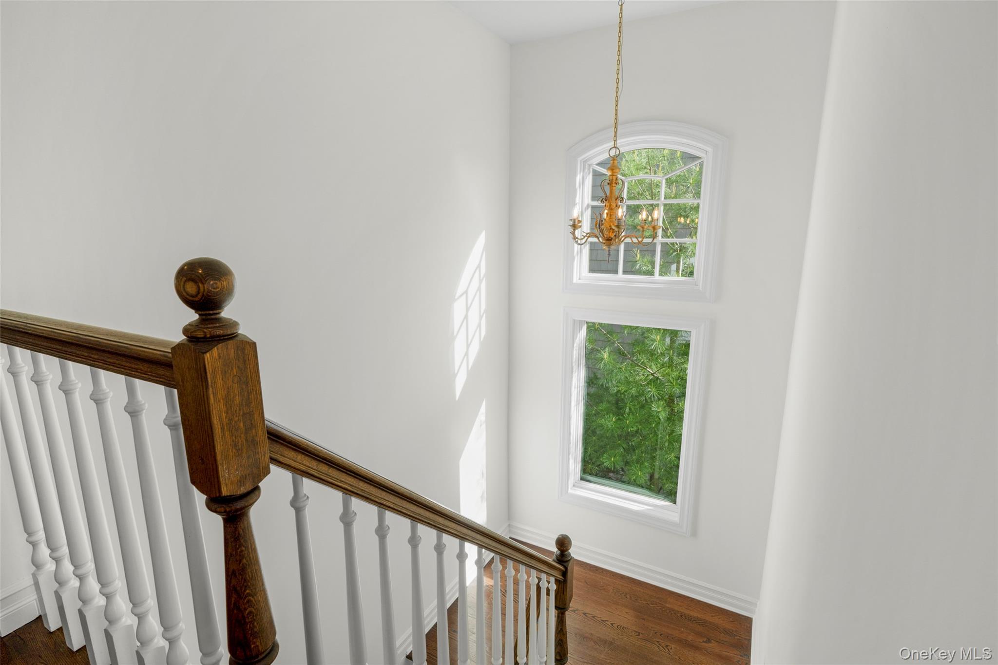 22 Hidden Ridge Court Scarsdale, NY 10583 - Photo 11 of 23