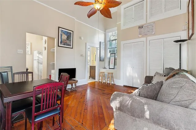 $1,100 | 1631 Esplanade Avenue, Unit C, New Orleans, LA 70116
