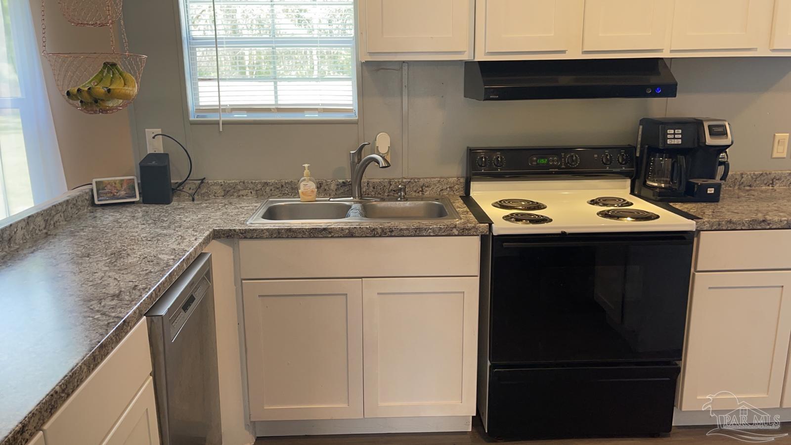 608 Benjulyn Road Cantonment, FL 32533 - Photo 13 of 50 Gallery Image 13