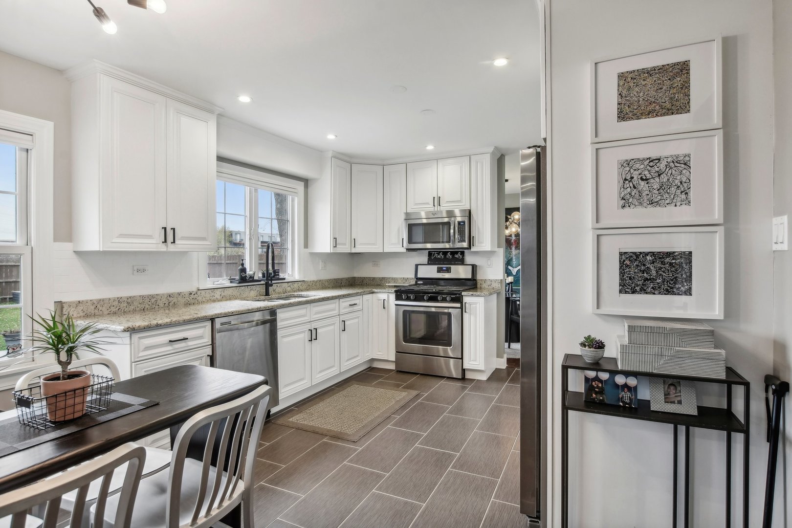 1828 Kings Point Drive North Addison, IL 60101 - Photo 16 of 42 Gallery Image 16