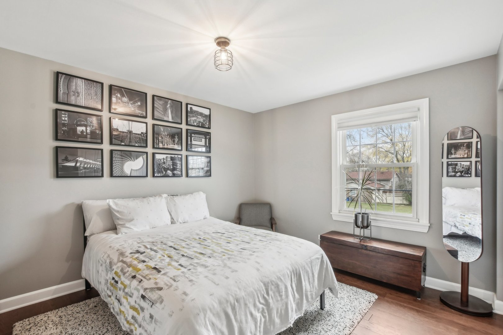1828 Kings Point Drive North Addison, IL 60101 - Photo 24 of 42 Gallery Image 24