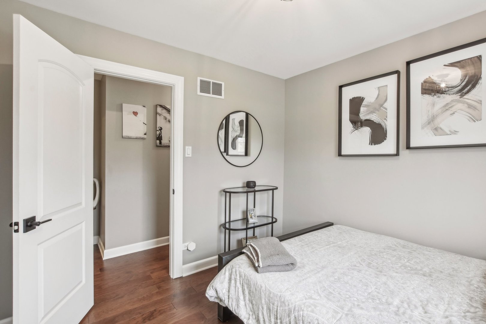 1828 Kings Point Drive North Addison, IL 60101 - Photo 28 of 42 Gallery Image 28