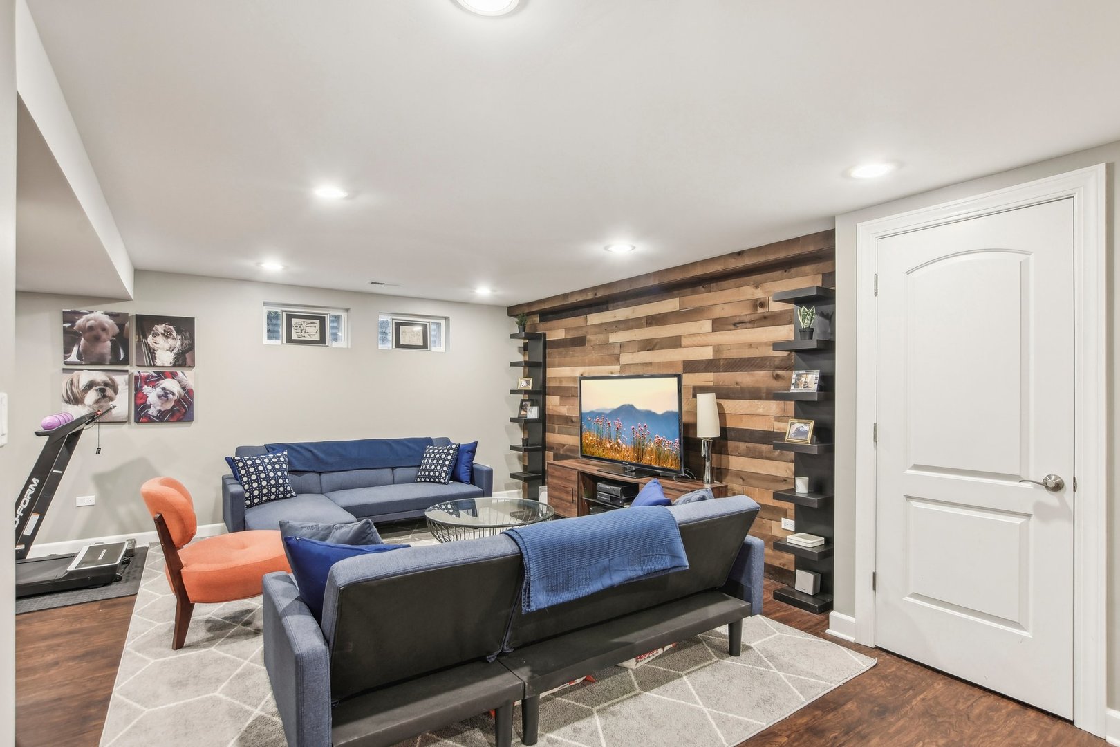 1828 Kings Point Drive North Addison, IL 60101 - Photo 31 of 42 Gallery Image 31
