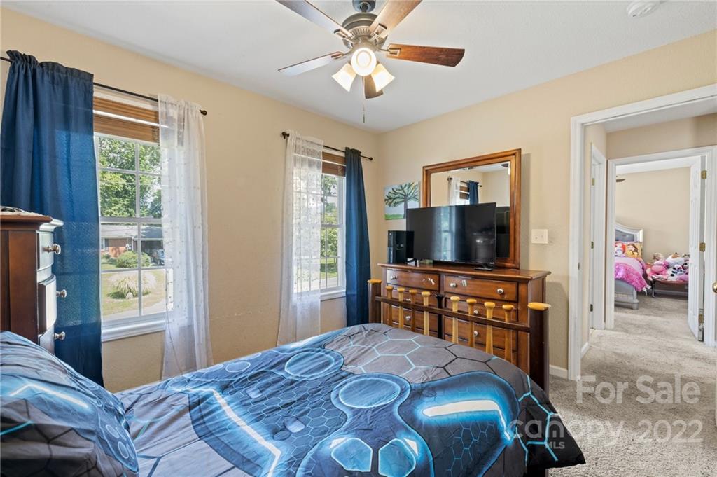 103 Noble Road Fairview, NC 28730 - Photo 18 of 30 Gallery Image 18