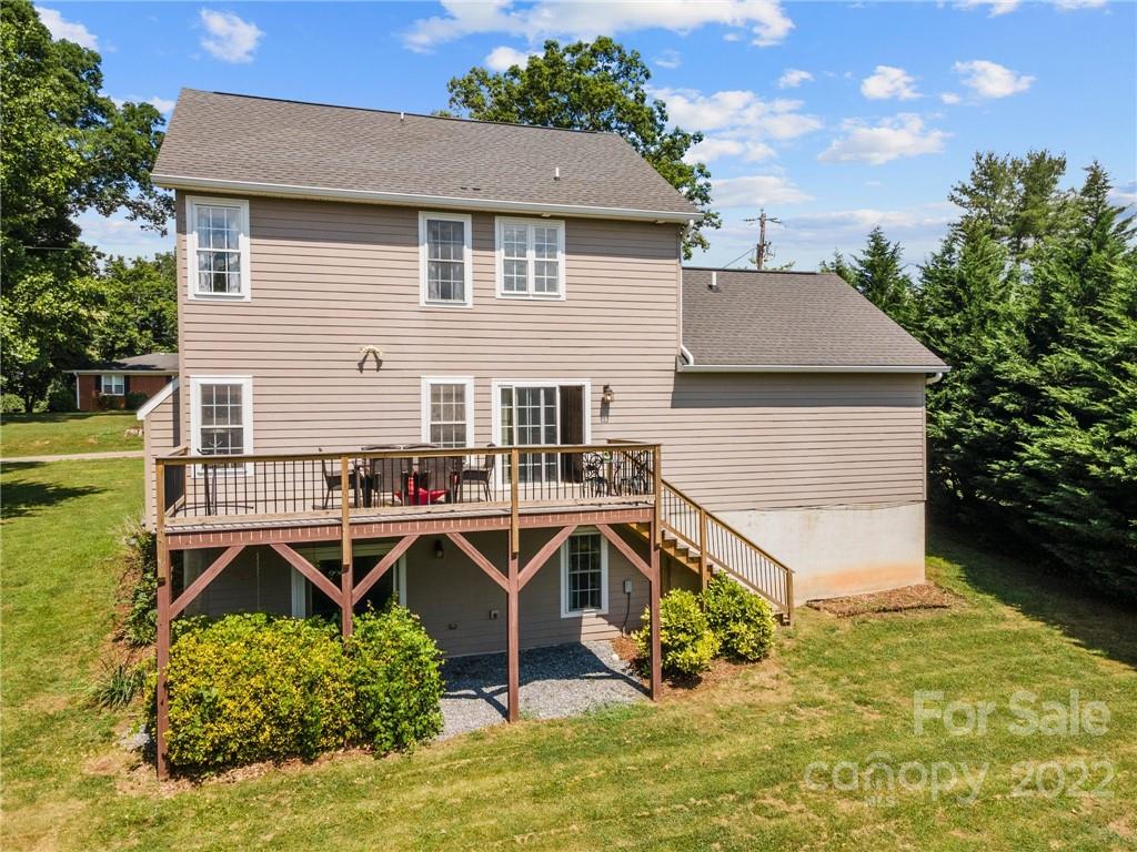 103 Noble Road Fairview, NC 28730 - Photo 29 of 30 Gallery Image 29