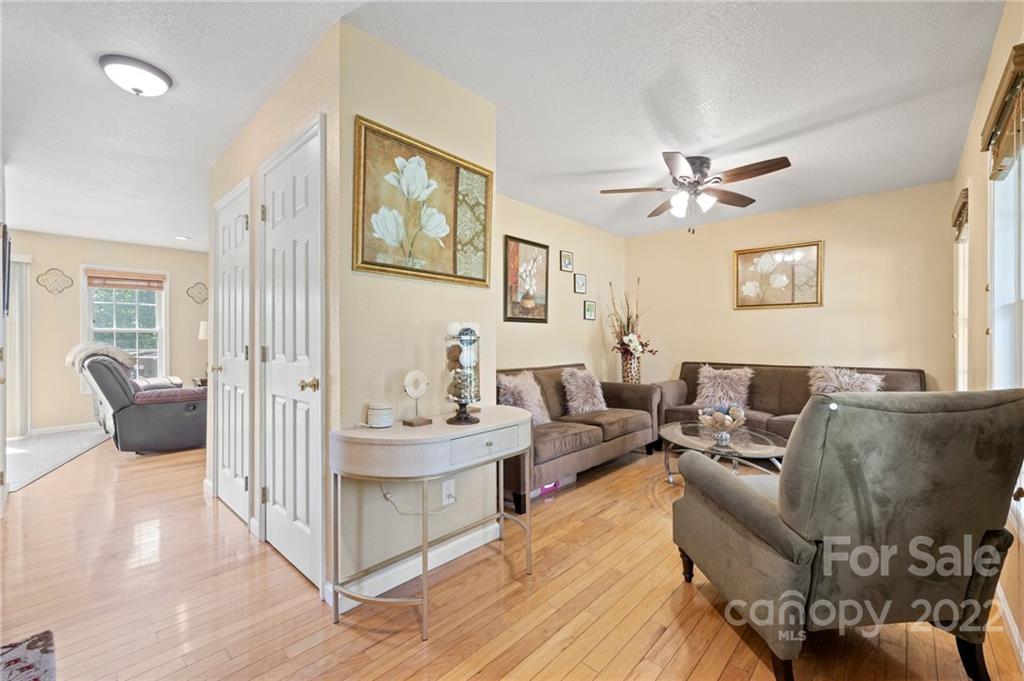103 Noble Road Fairview, NC 28730 - Photo 8 of 30 Gallery Image 8