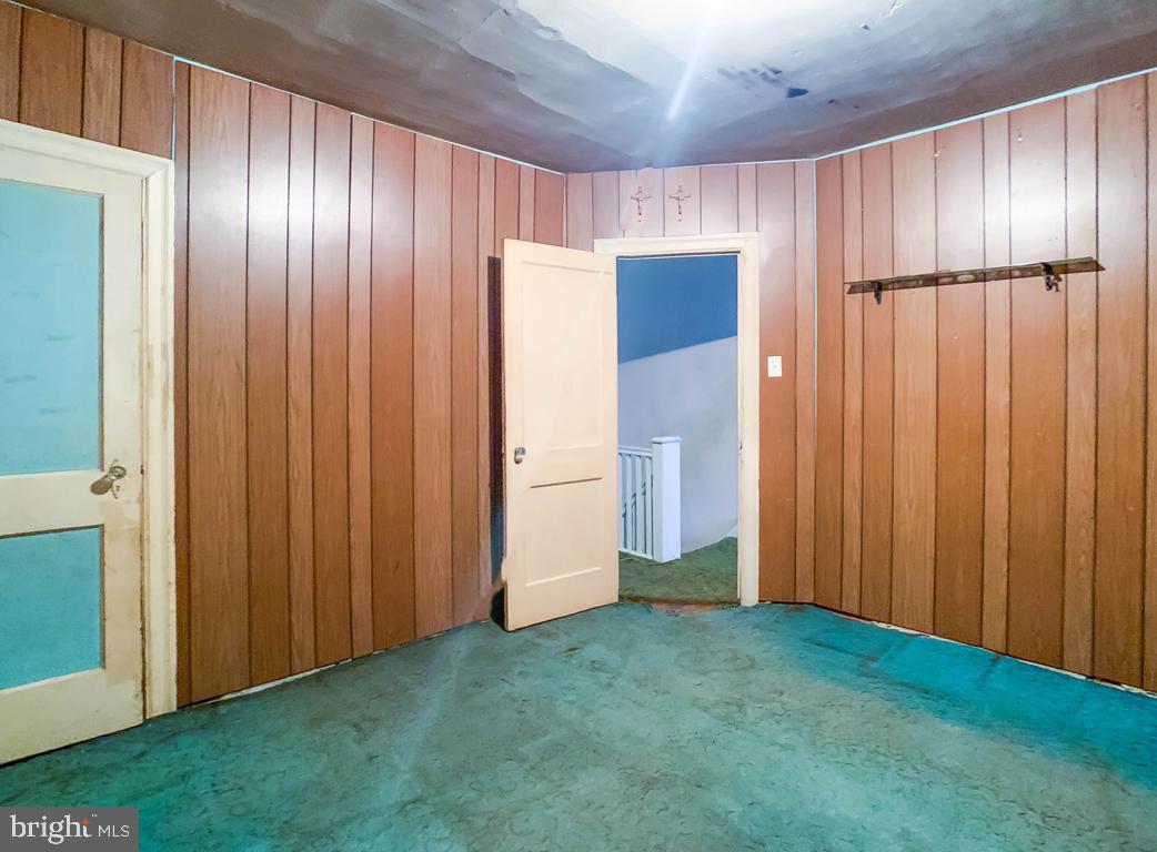 305 Sanford Road Upper Darby, PA 19082 - Photo 14 of 27 Gallery Image 14