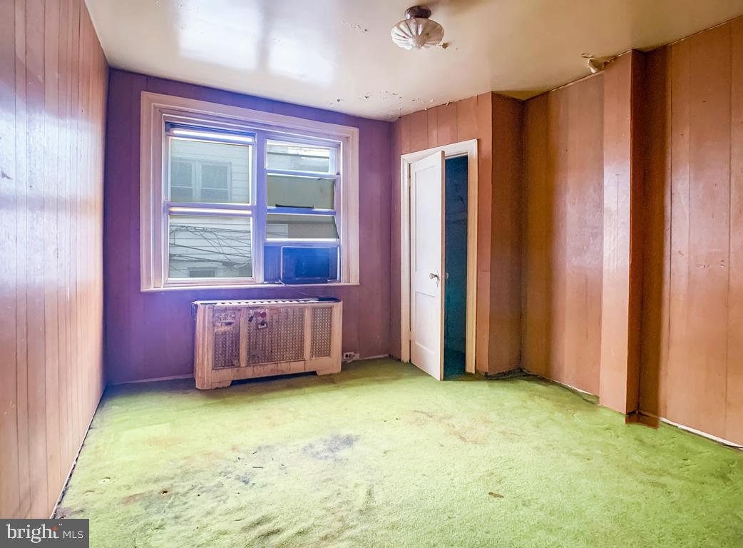 305 Sanford Road Upper Darby, PA 19082 - Photo 17 of 27 Gallery Image 17