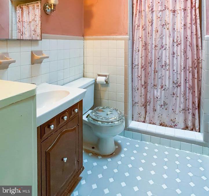 305 Sanford Road Upper Darby, PA 19082 - Photo 21 of 27 Gallery Image 21