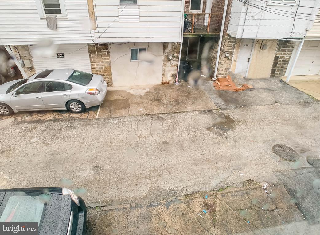 305 Sanford Road Upper Darby, PA 19082 - Photo 25 of 27 Gallery Image 25