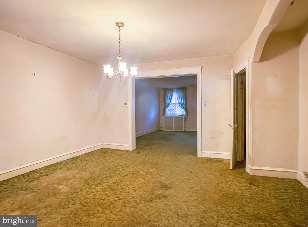 305 Sanford Road Upper Darby, PA 19082 - Photo 5 of 27 Gallery Image 5