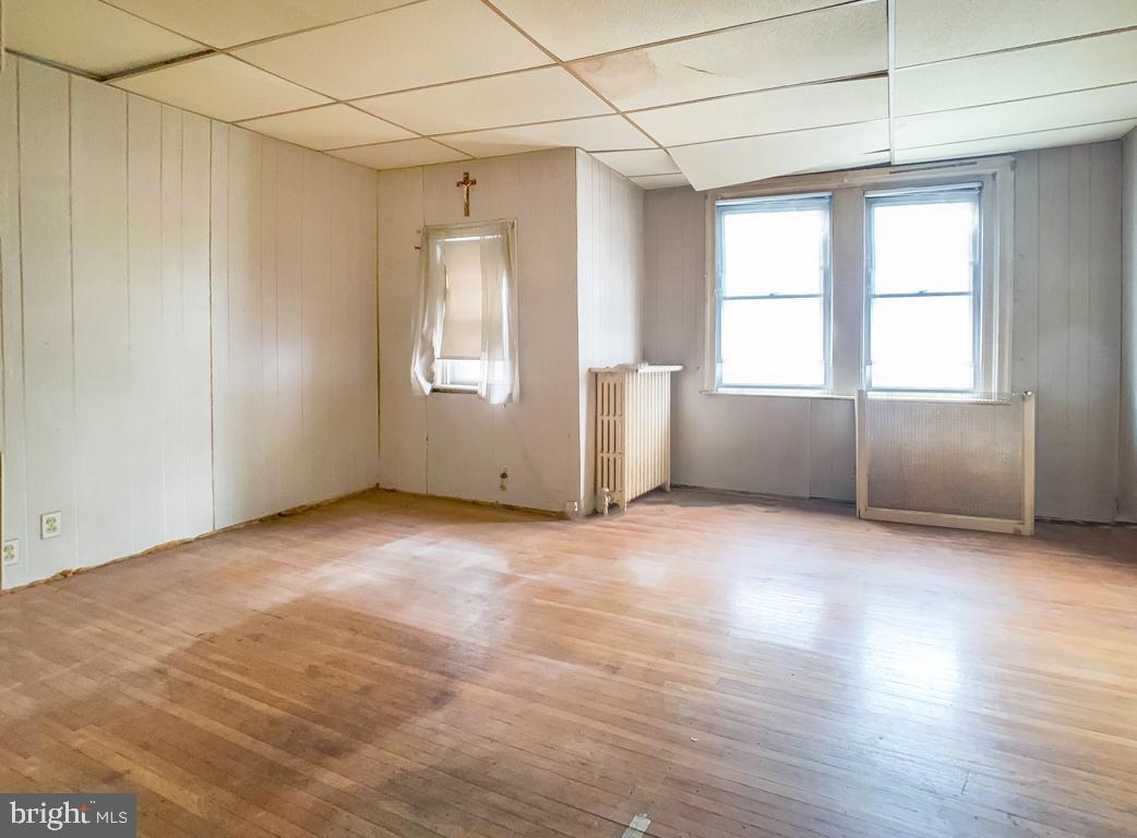 305 Sanford Road Upper Darby, PA 19082 - Photo 10 of 27 Gallery Image 10