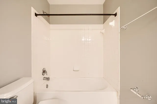 $297,000 | 8803 Stoneridge Circle, Unit 301, Pikesville, MD 21208