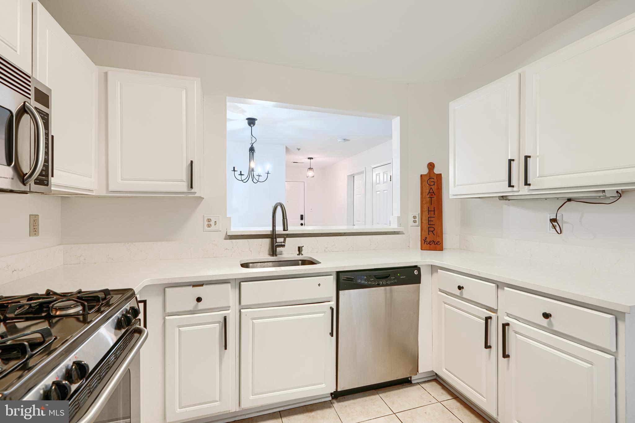 8803 Stoneridge Circle, Unit 301 Pikesville, MD 21208 - Photo 3 of 35